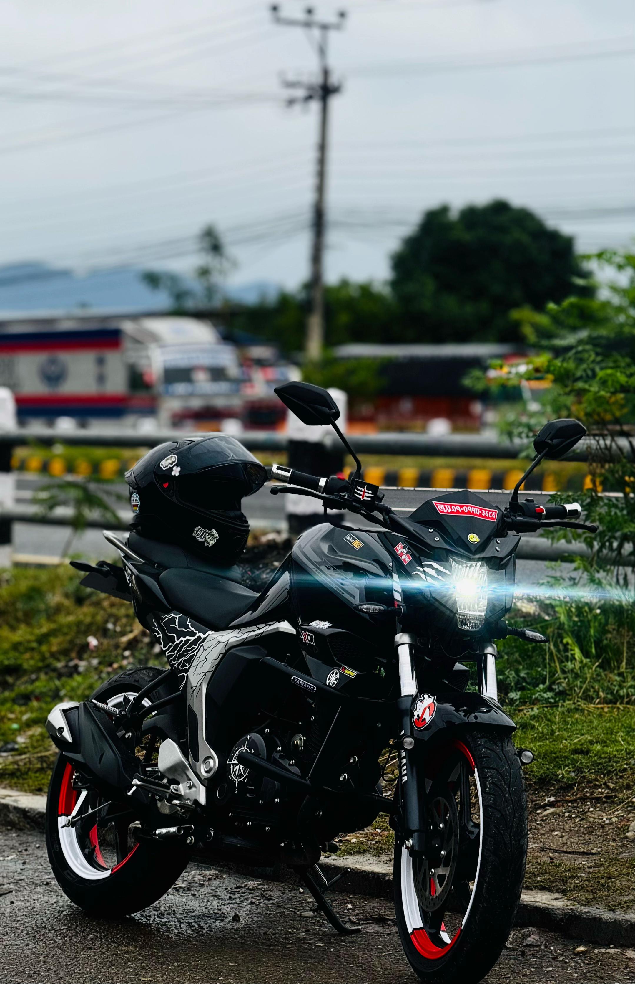 @Fz V2 Rider🚀🖤