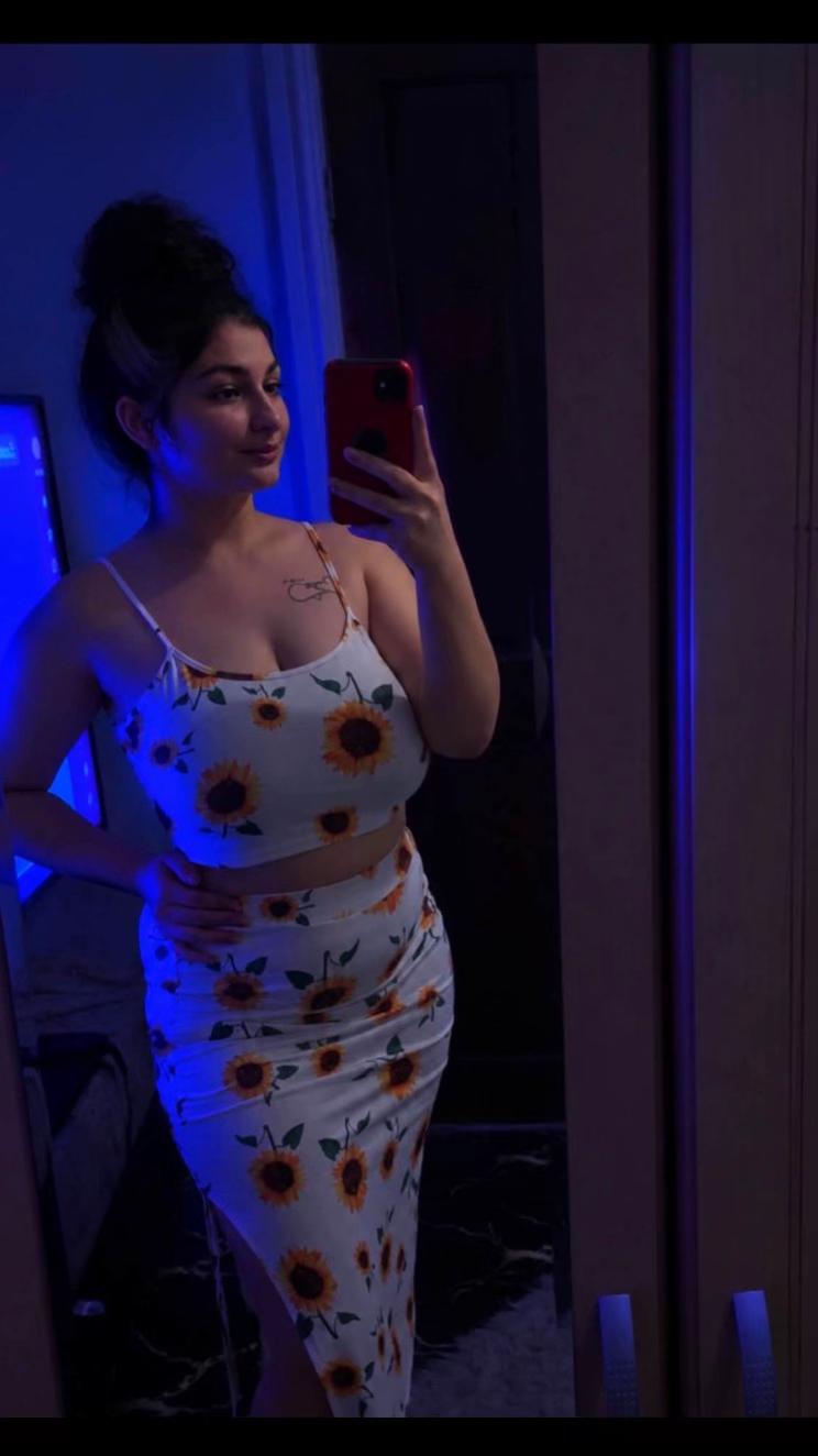 @Denysa