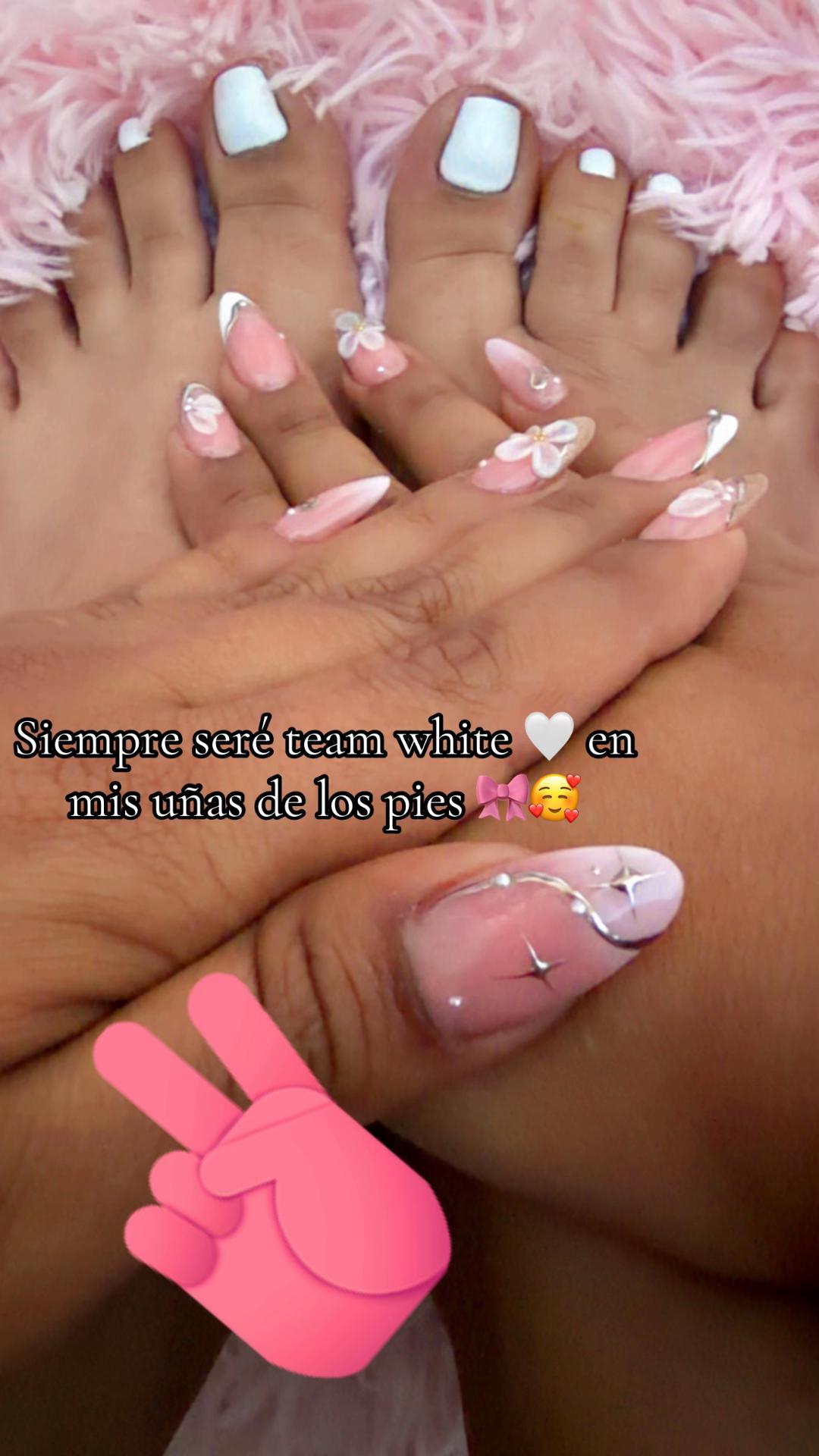 @Paola B Torres
