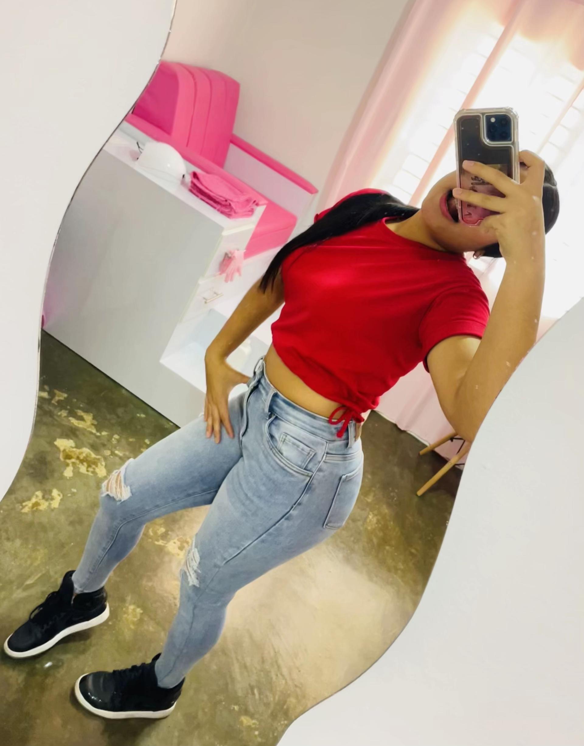 @👤