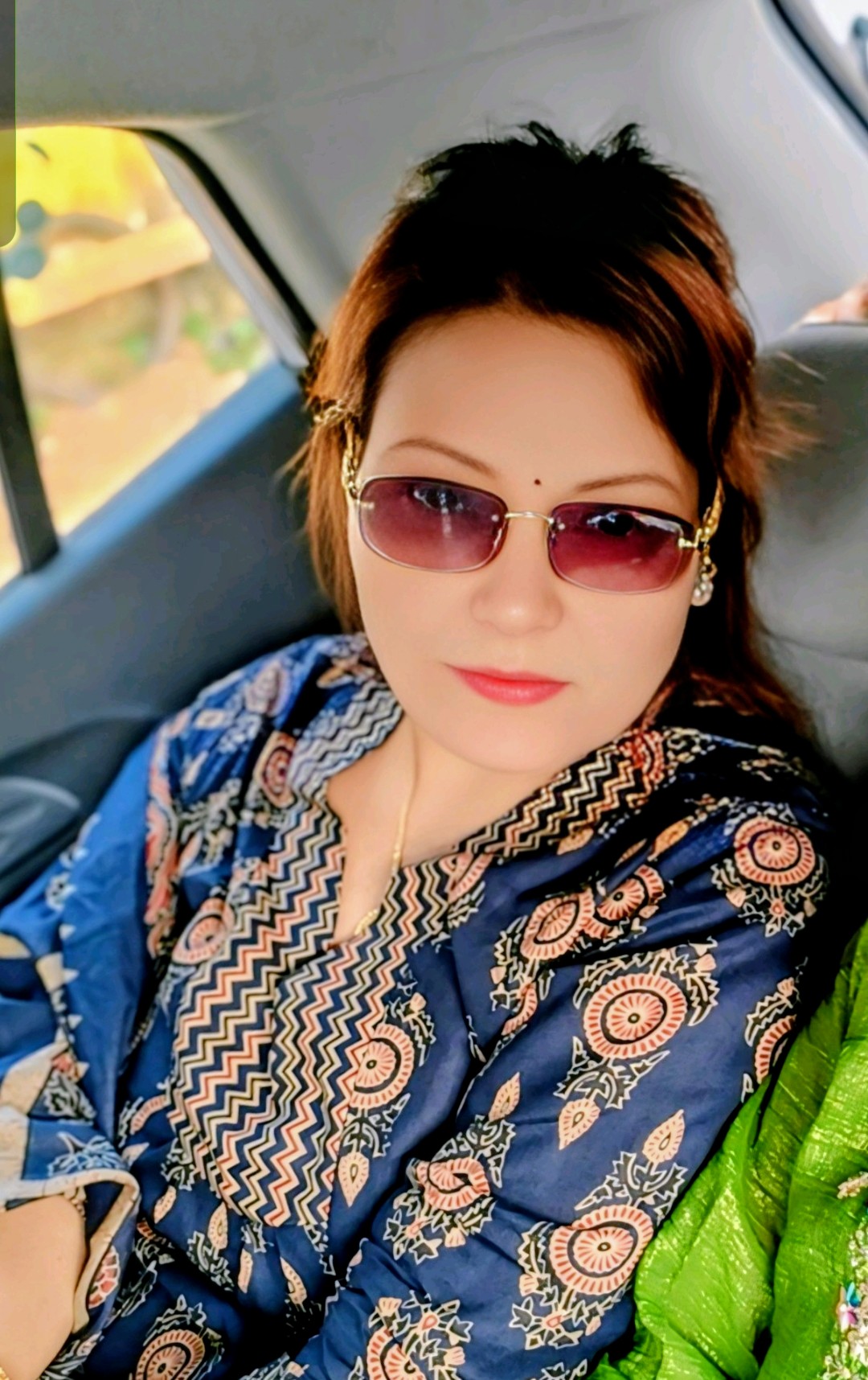 @💞Santi💞 Thapa 💞Rai💞