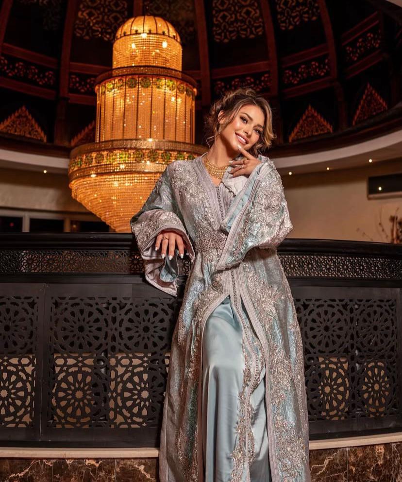 @FARAH EL KHALIFI