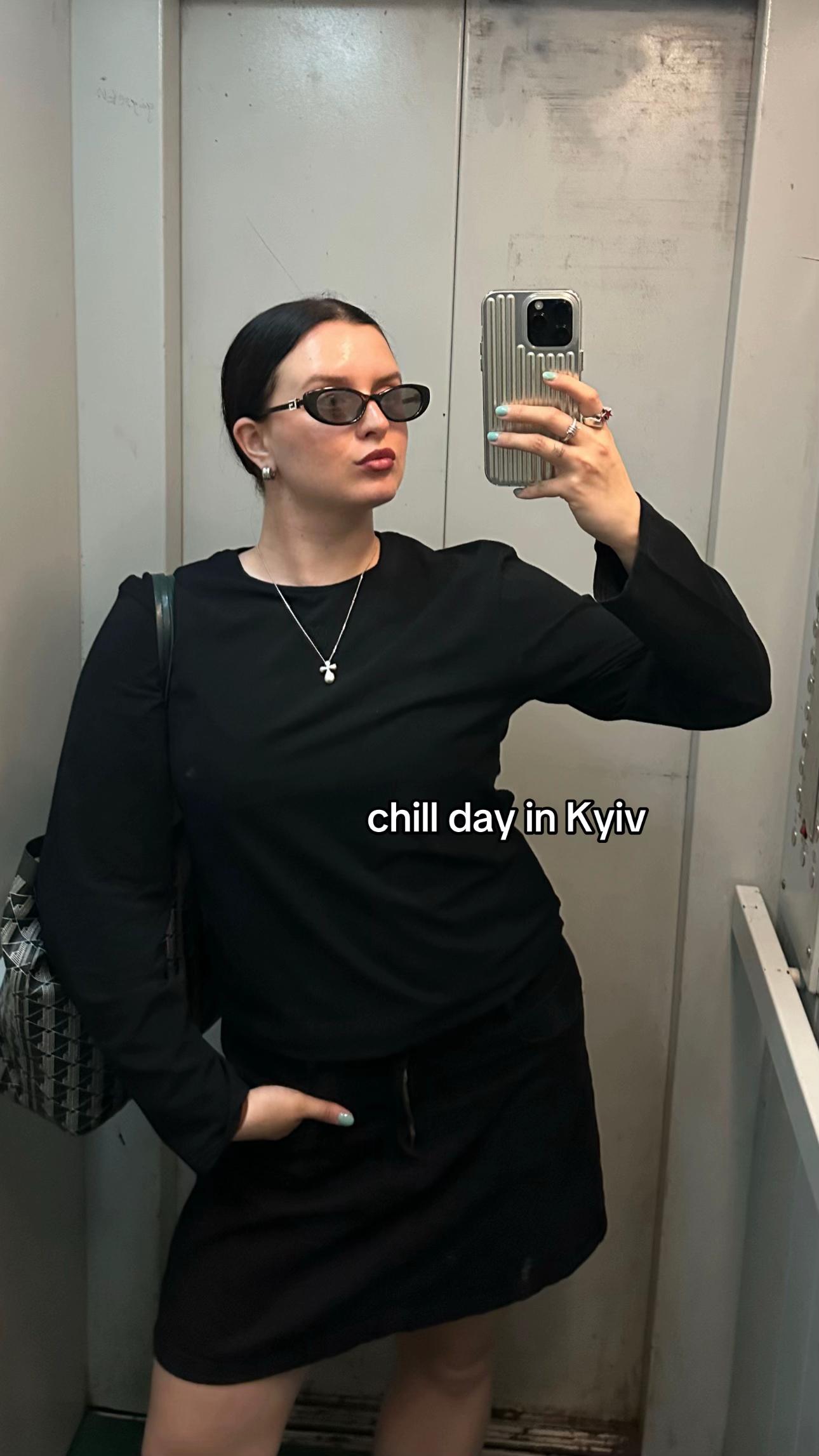 @YELYZAVETA POPOVYCH
