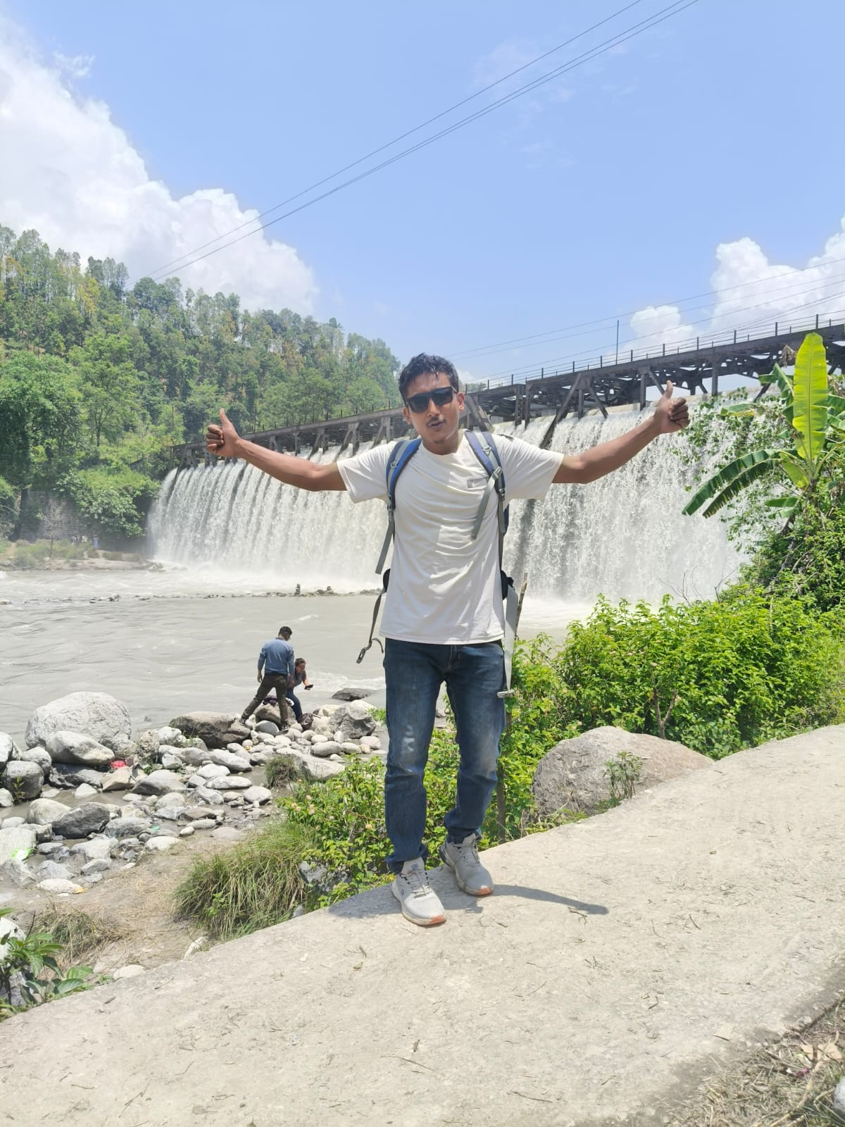 @महेन्द्र श्रेष्ठ