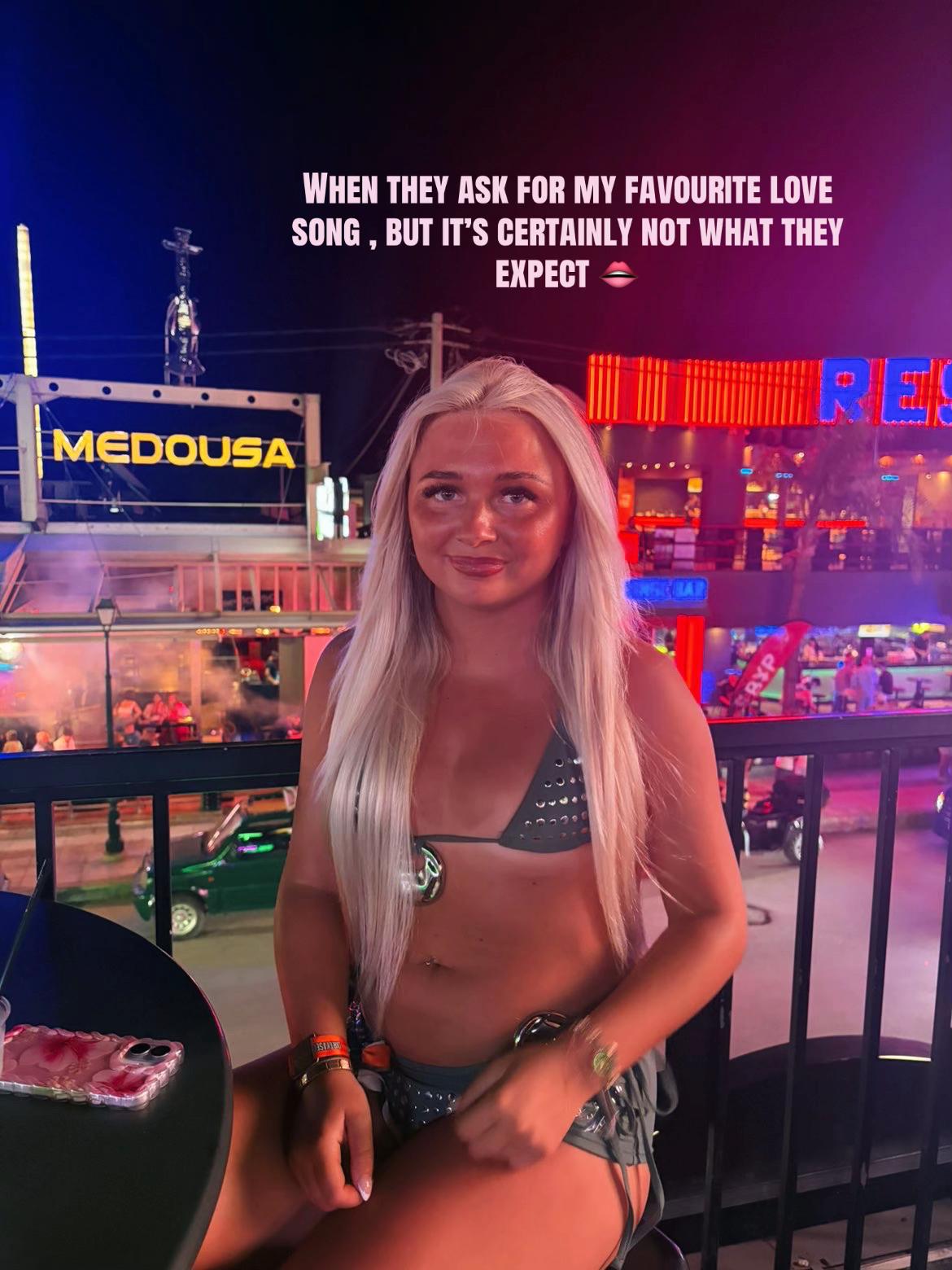 @sarahmilligan_
