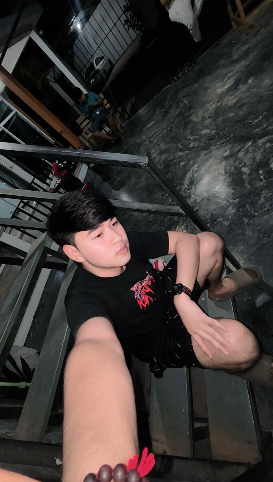 @โฟค กฤตเมธ