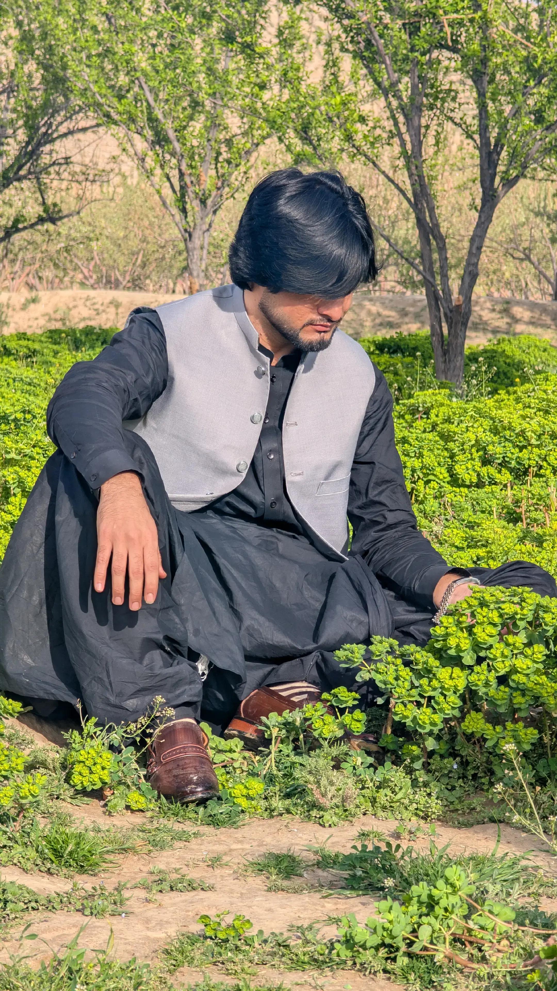 @HasEeb JaN 2 Account 🤍