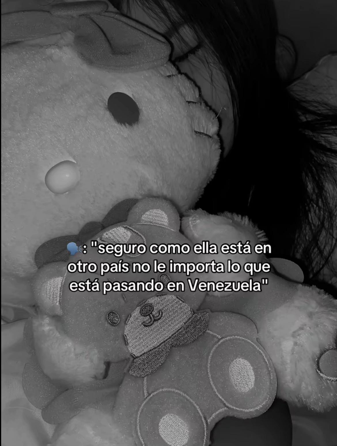 @𝐬𝐨𝐟𝐢𝐚💘