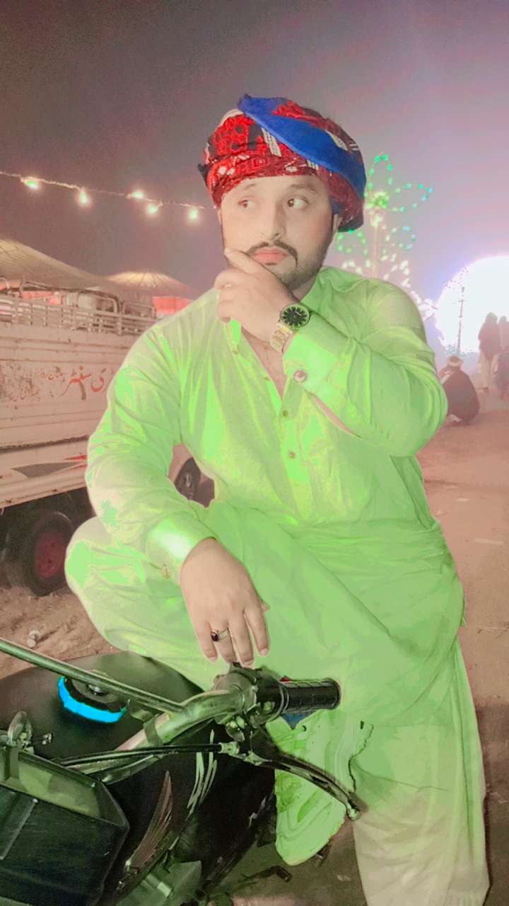@Malik Bagi