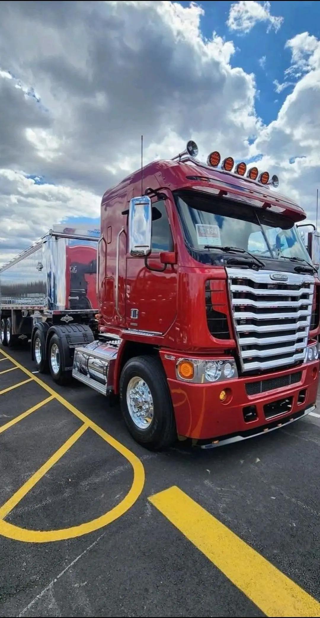 @Tic Truck Toe