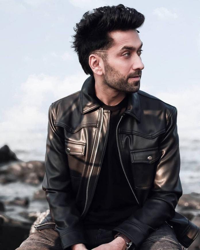 @Nakuul Mehta ⛎
