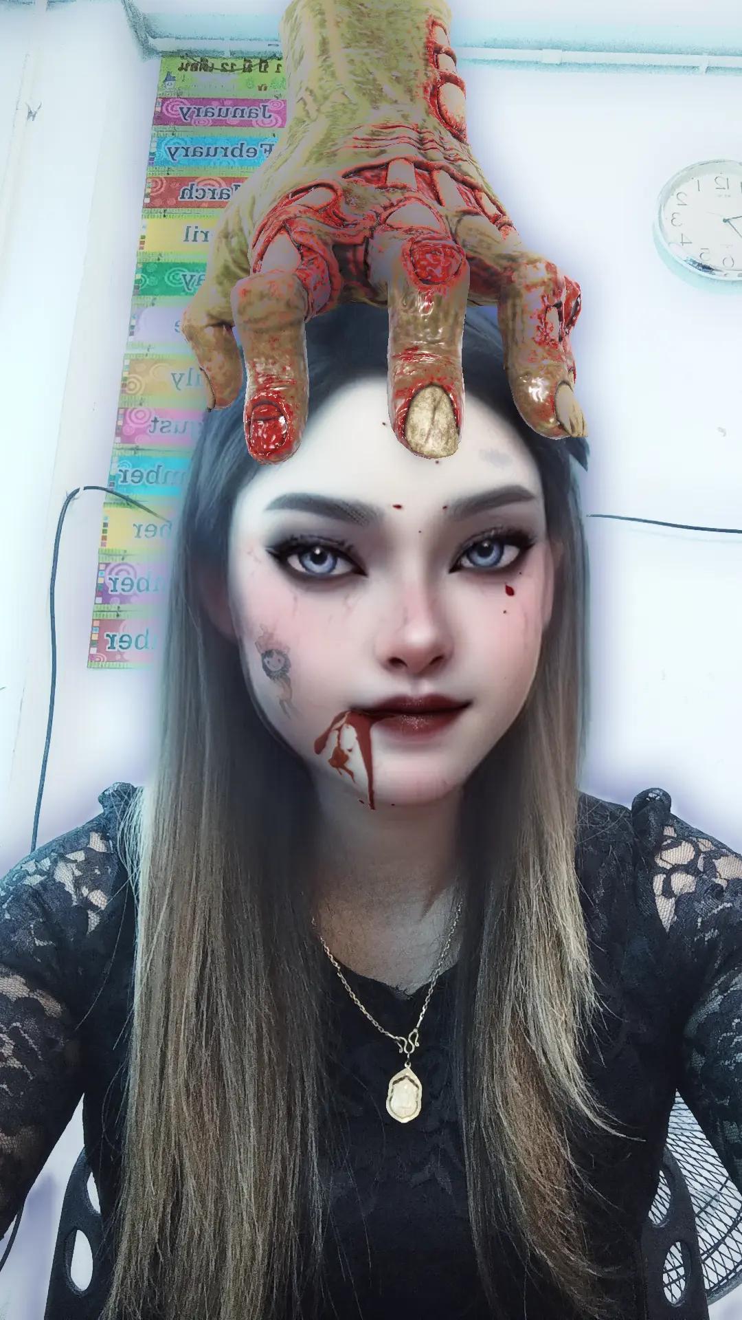 @joynareenat