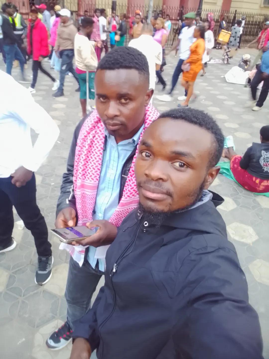 @Bonny a boy frm ileho