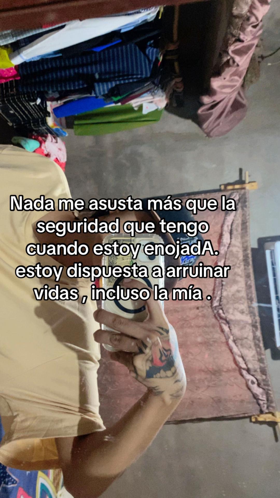 @🦋