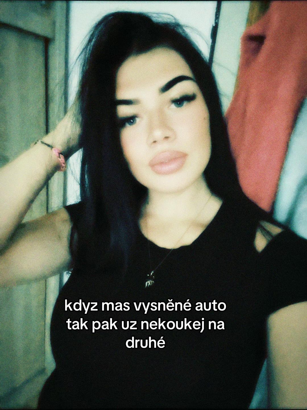 @🖤