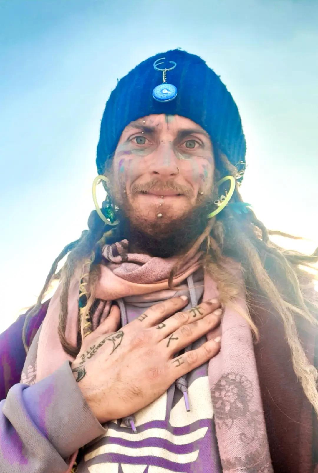 @Hanuman 🐵🌞 L'&Auml;me Agit 🌀🦚🧿