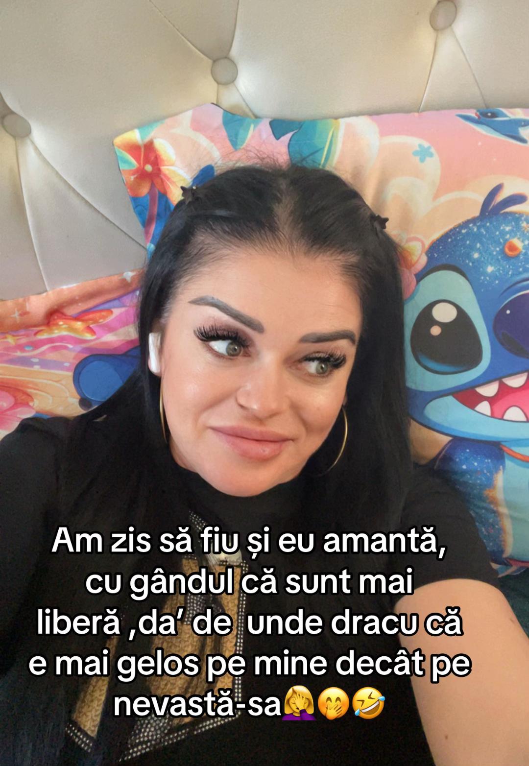@Bruneta.