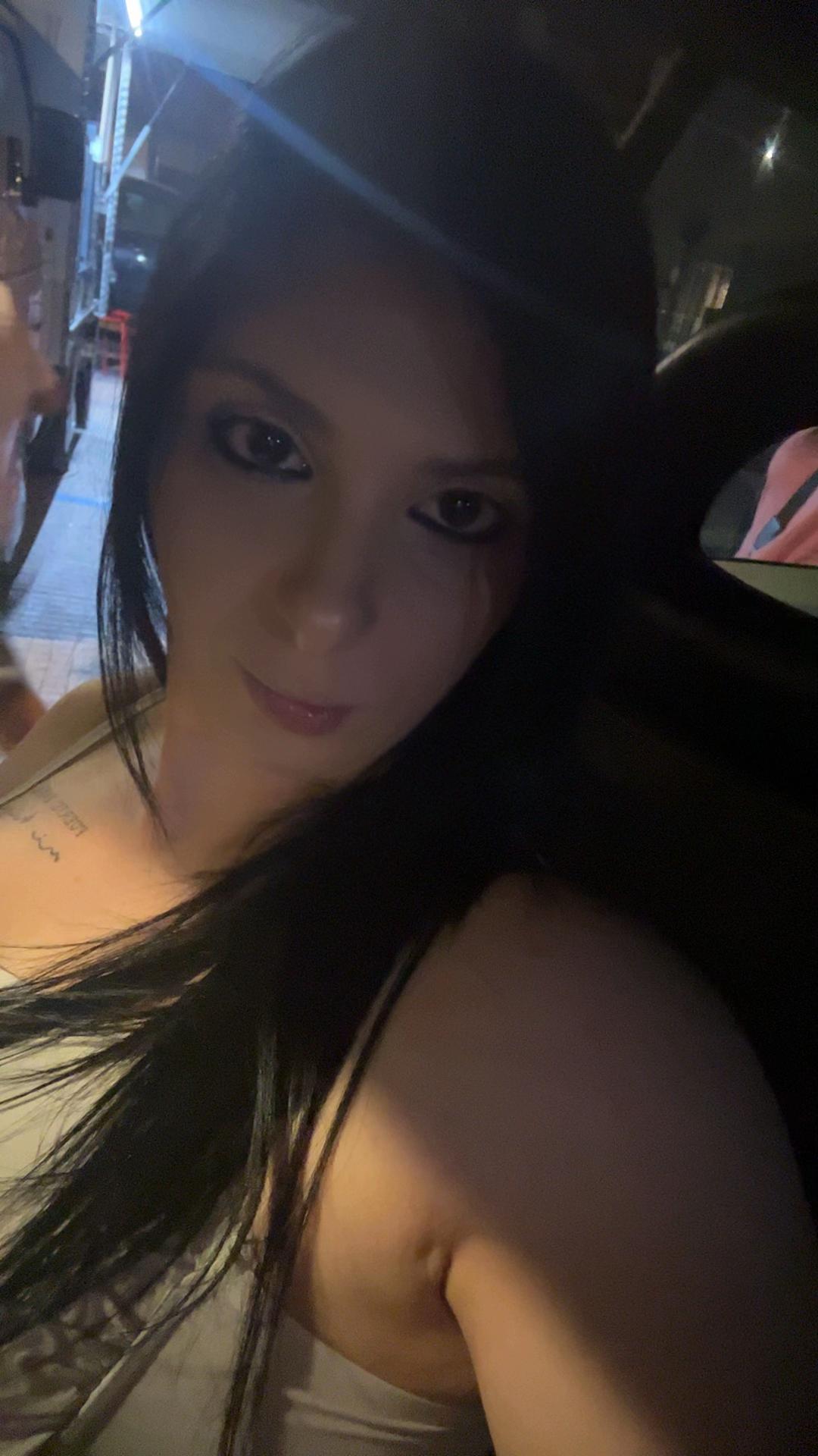 @veronica