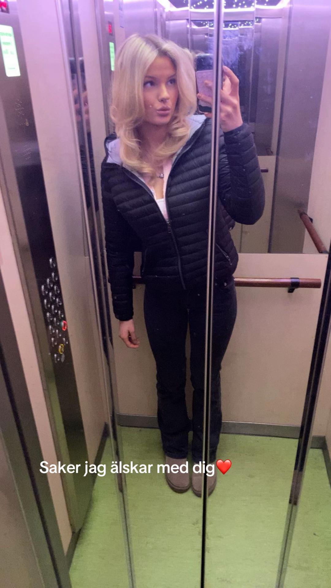@Bella