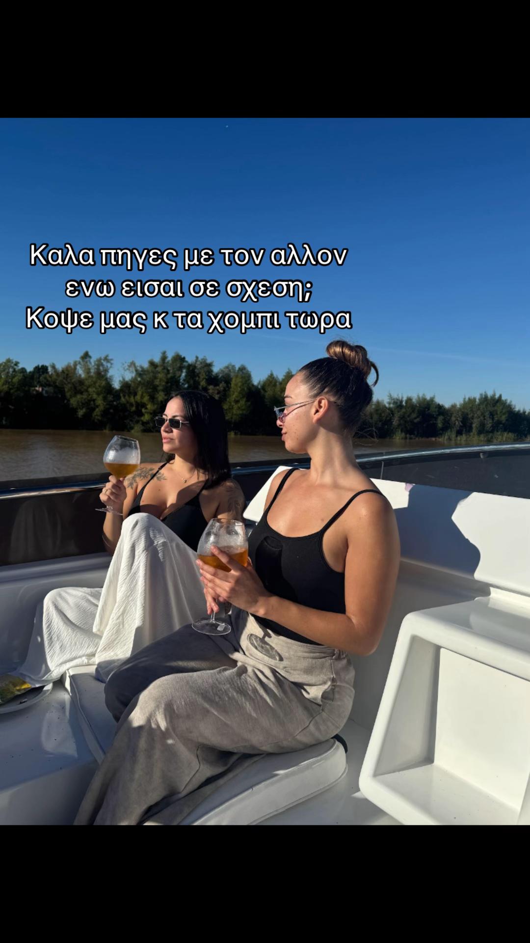 @_xristina_