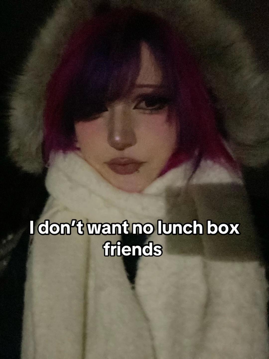 @⃟