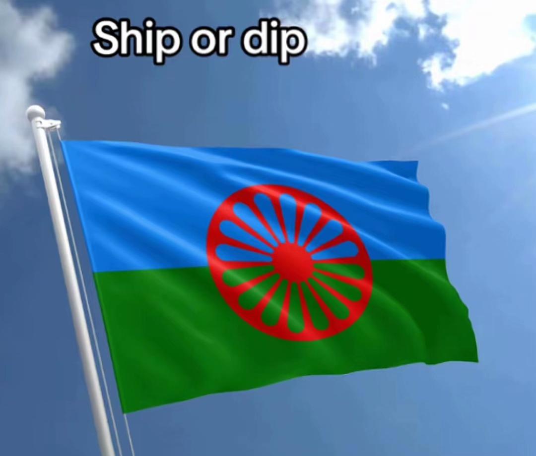 @Ship or dip😜