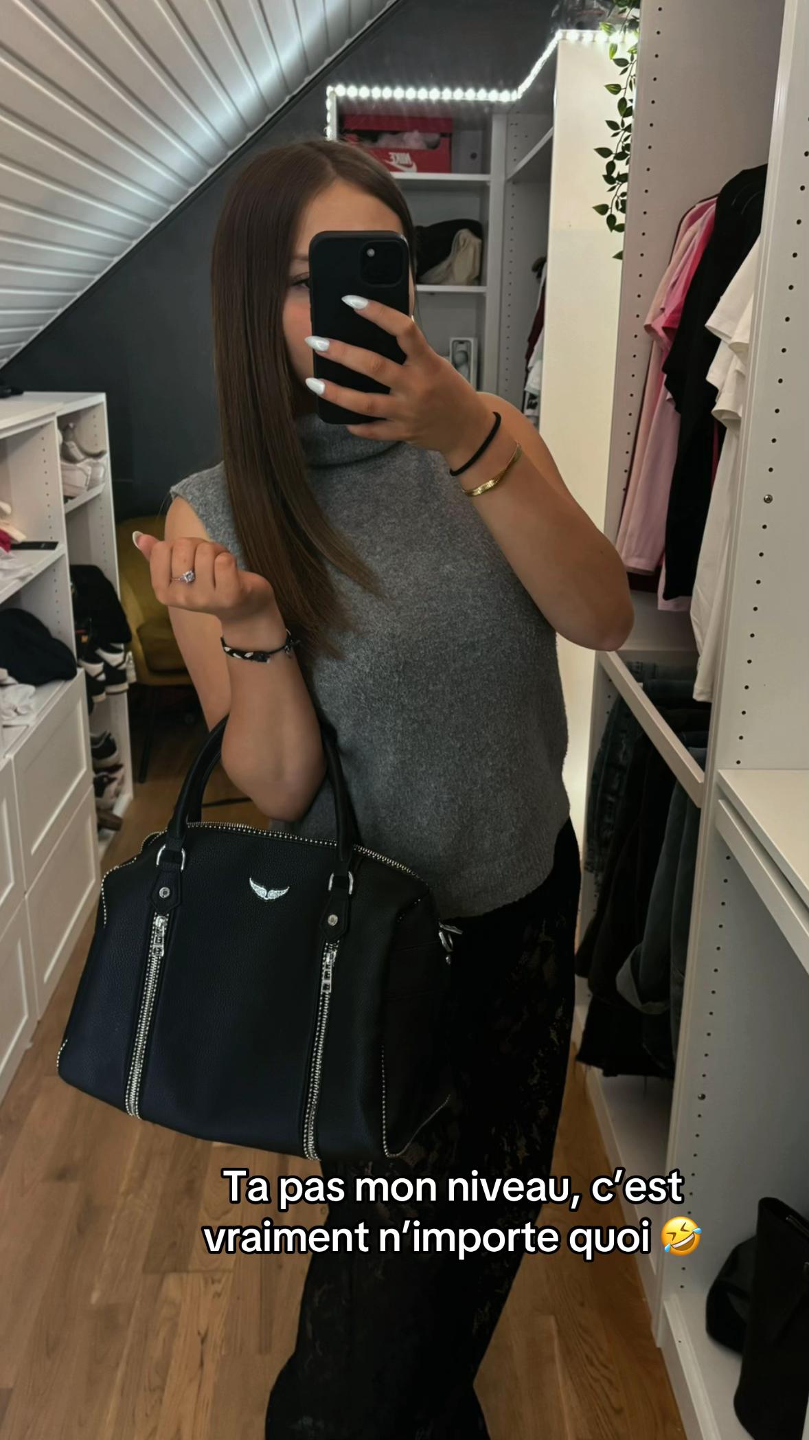 @𝐋𝐞́𝐚 ✞