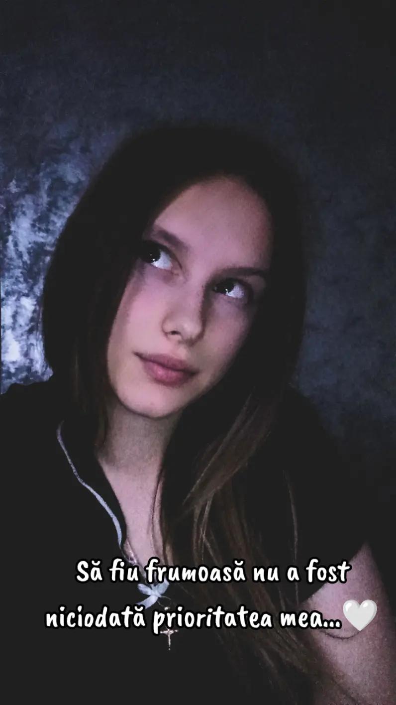 @🎭ELENA 🎭