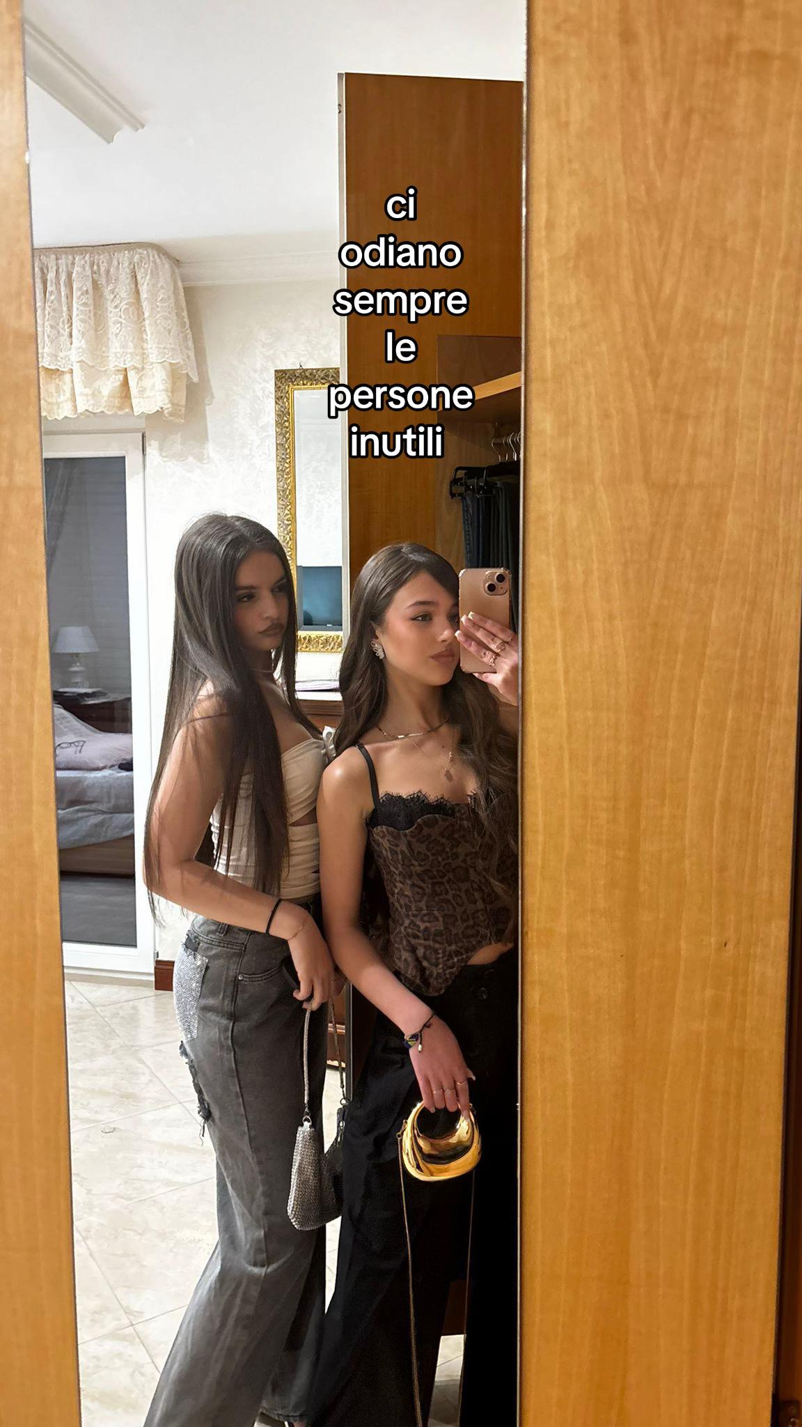 @MM