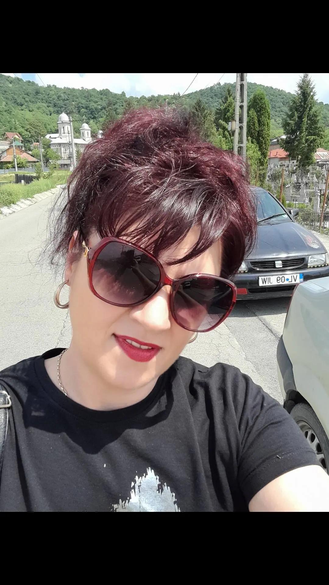 @DanaDana18elena