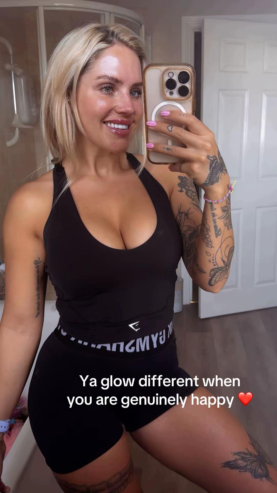 @Renelle McMullan-LadiesWhoLift