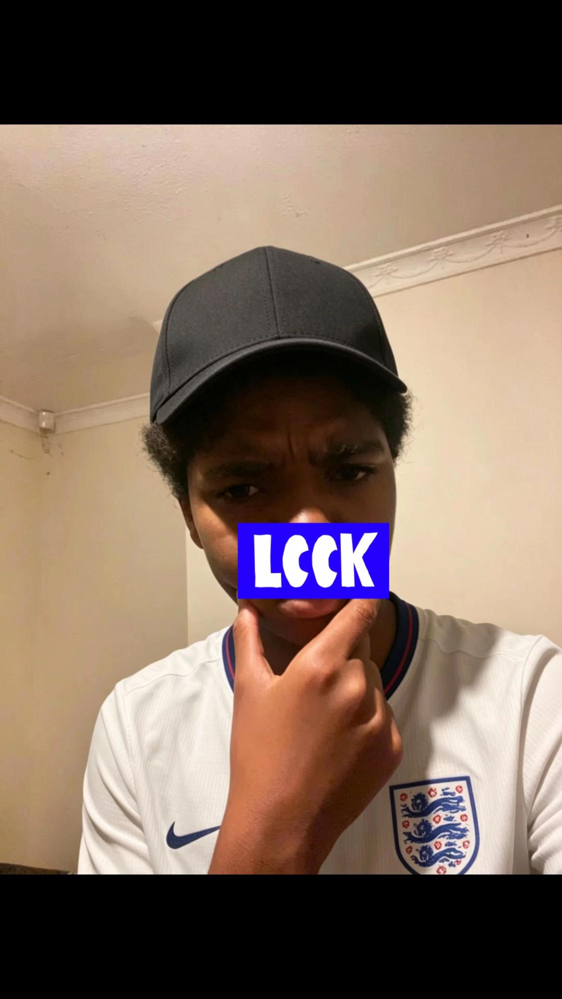 @Mo🥶