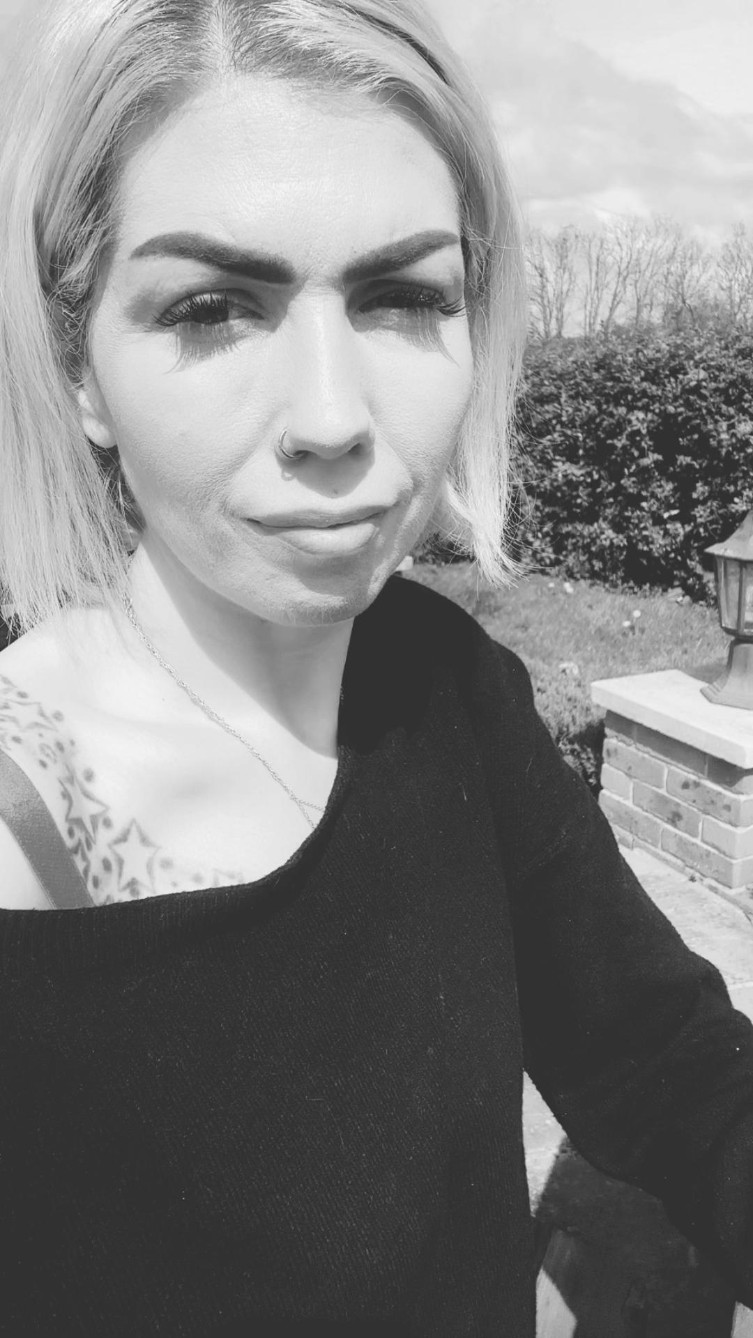 @EllenBridgerMakeupArtist