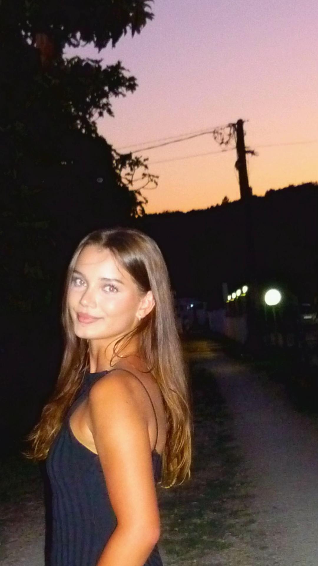 @Alba_M