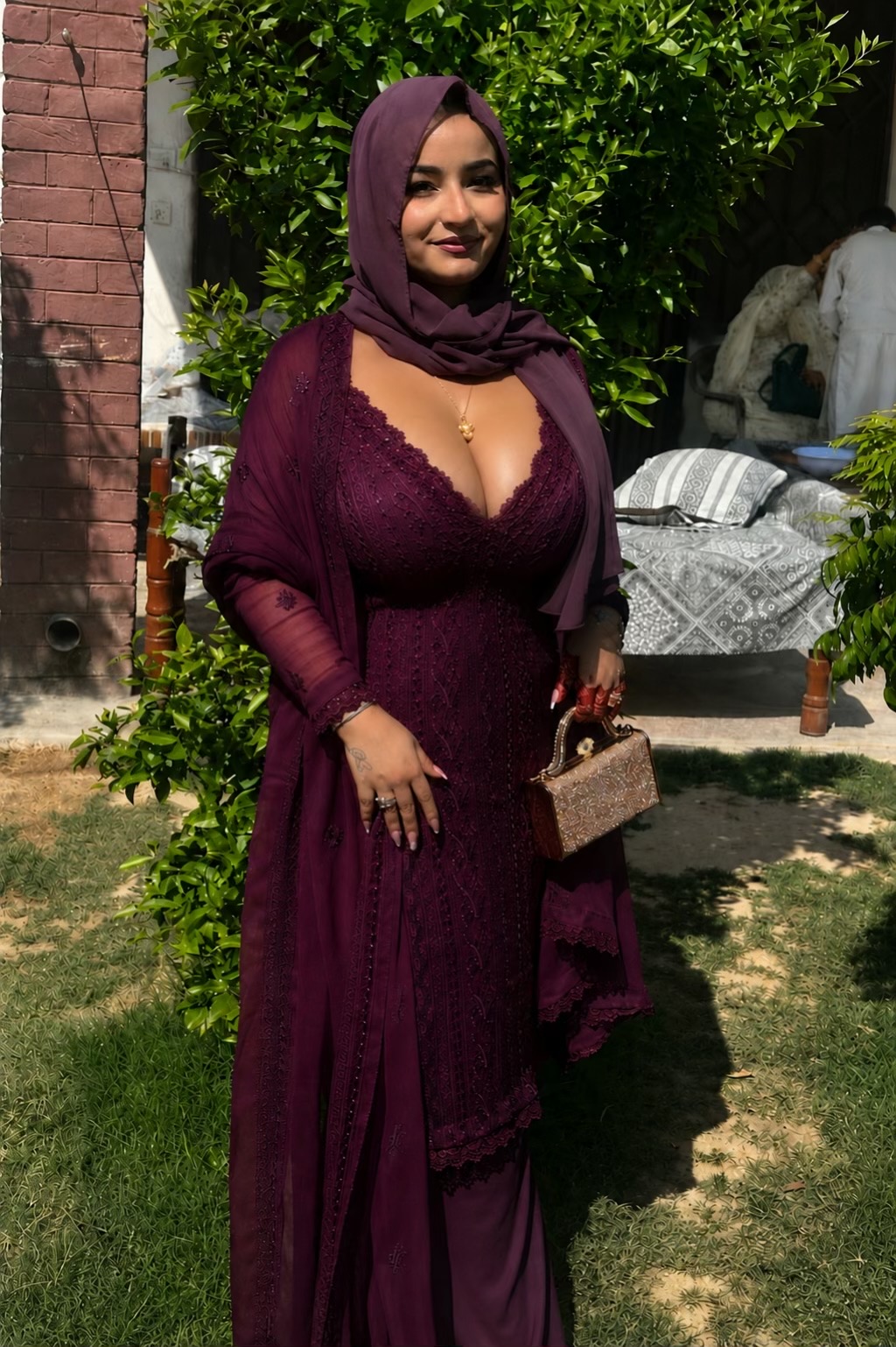 @DesiBantz