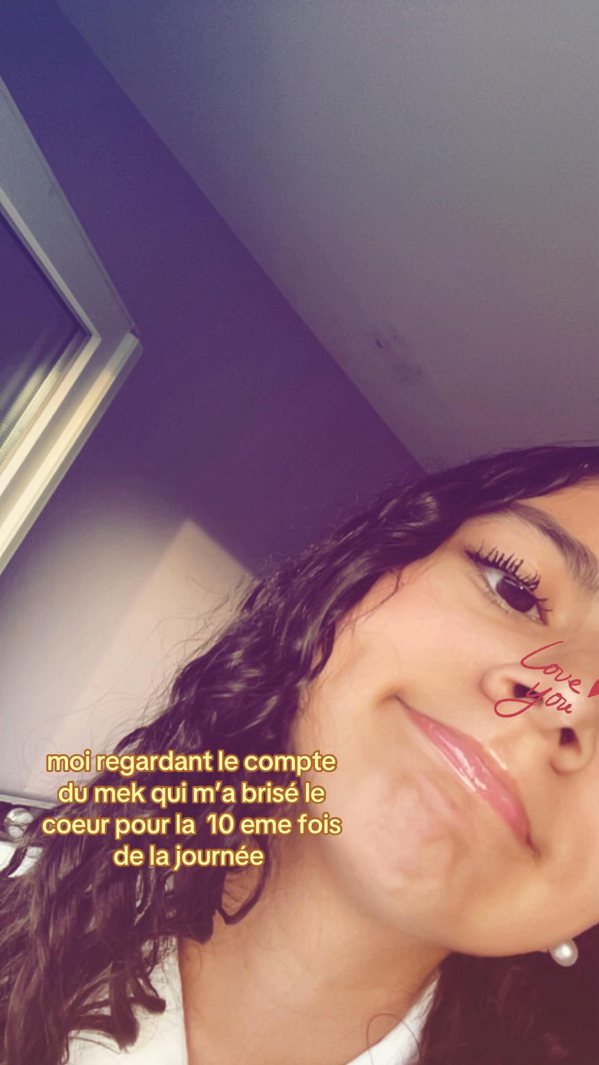 @༅