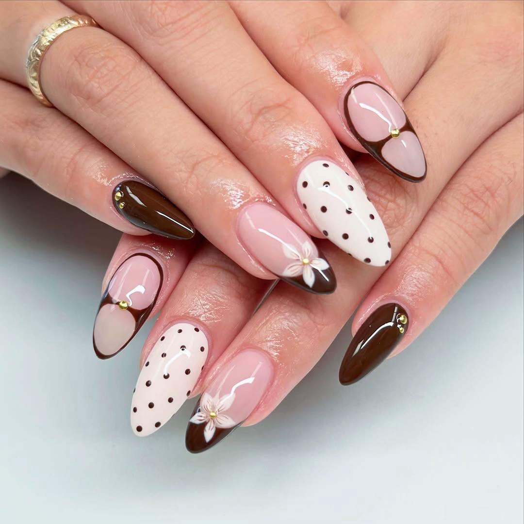 @71 Farnborough SKY NAILS