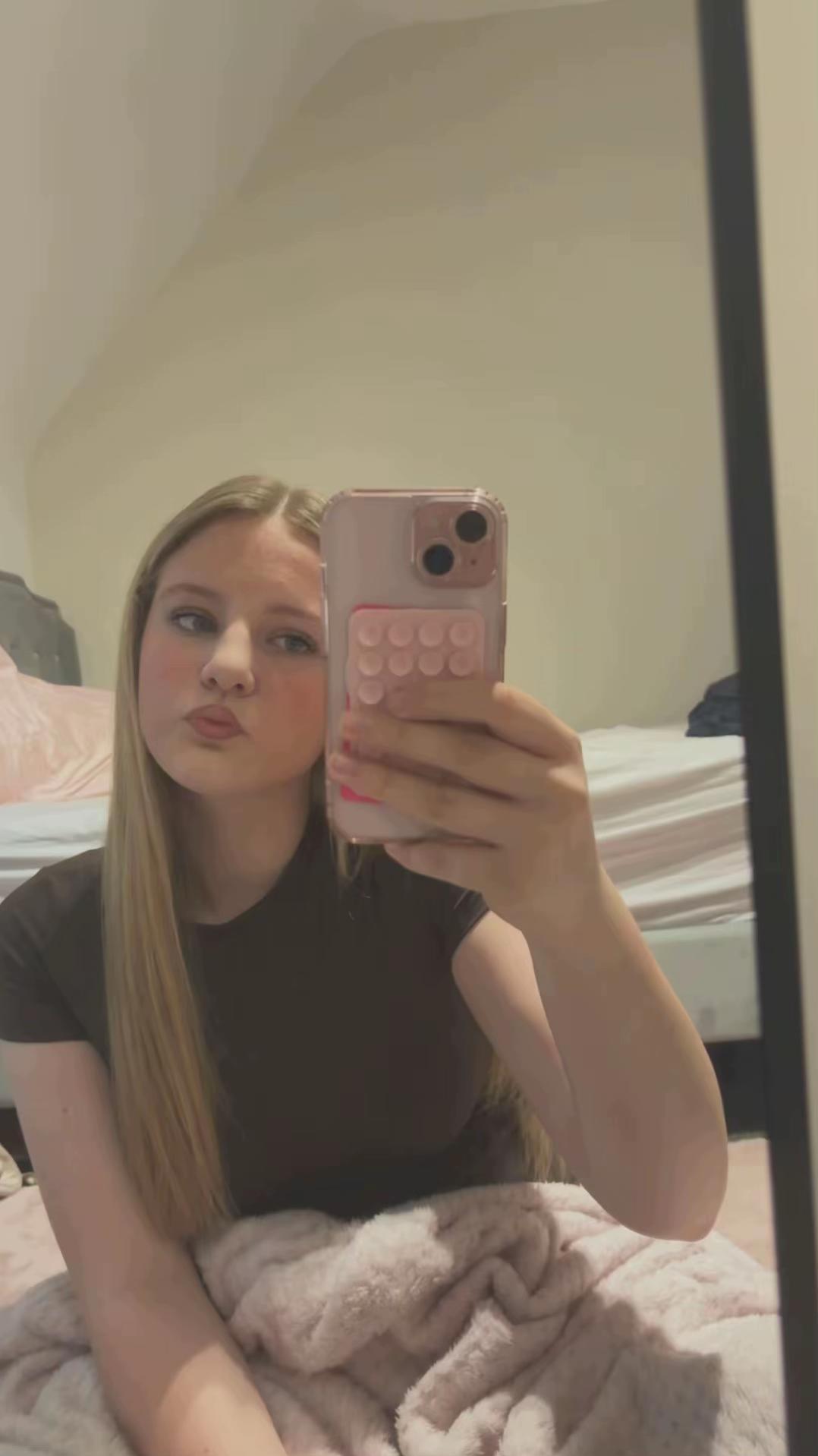 @𝐄𝐋𝐋𝐀&rsquo;