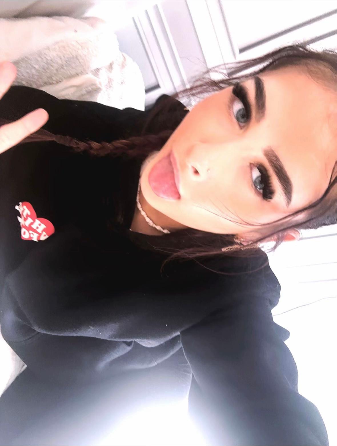 @𝑎𝑣𝑎 👸🏽🥂🪩