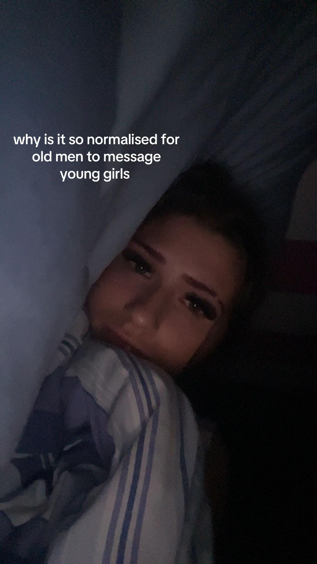 @🧘🏽&zwj;♀️🌄