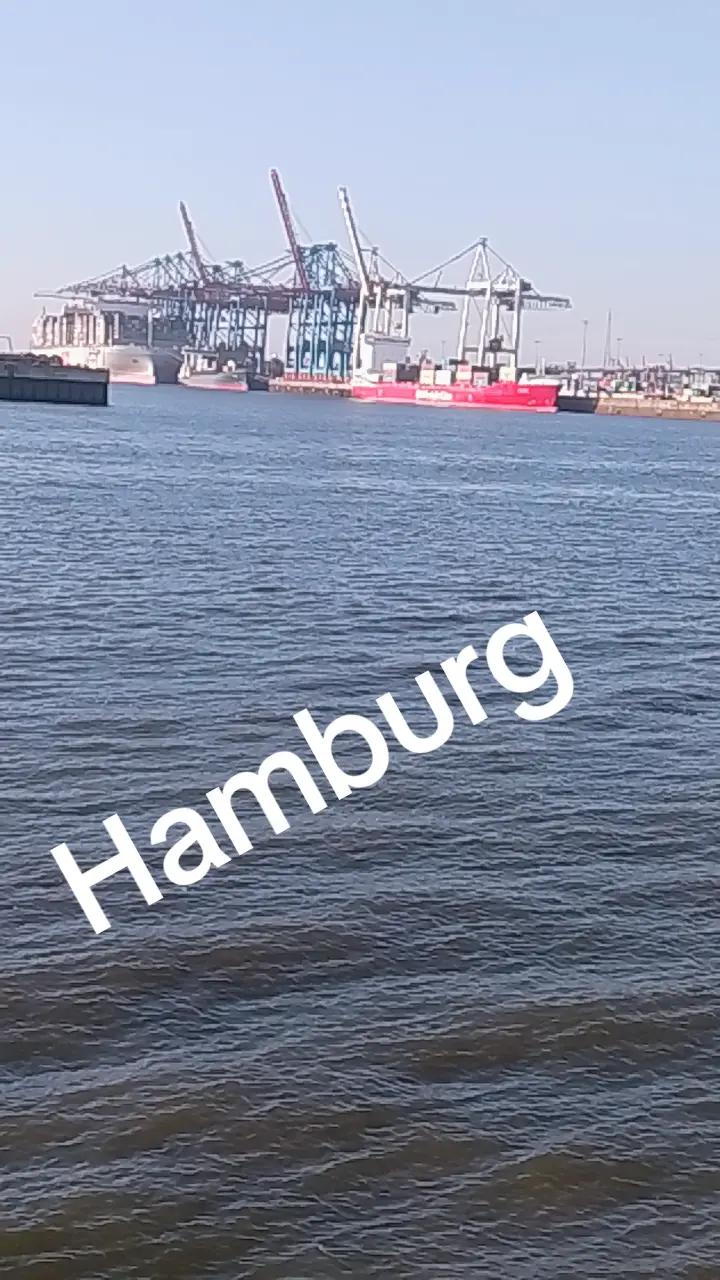 @🔮Gabriella 🇩🇪Hamburg 🇷🇴🔮
