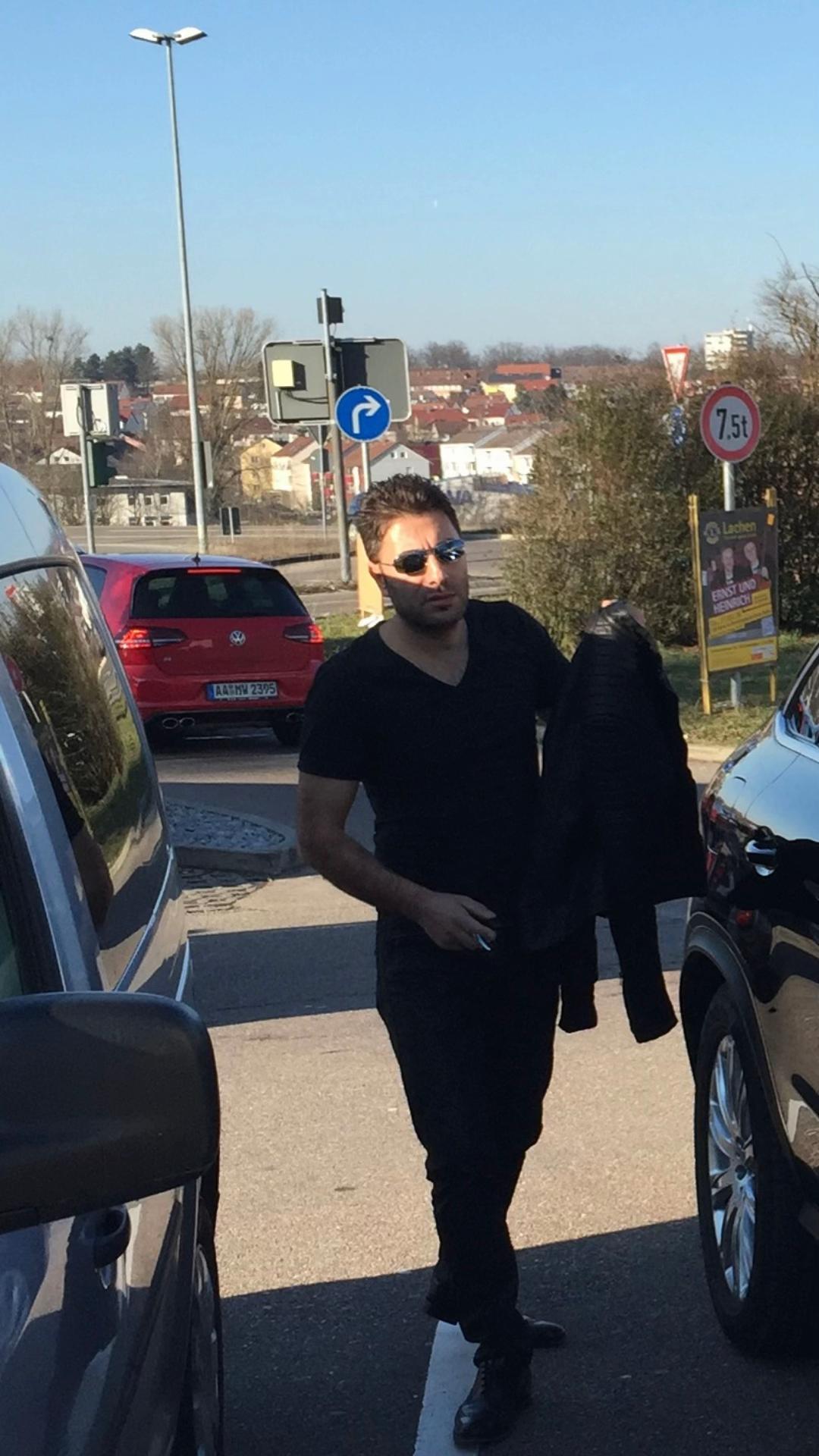 @B&uuml;lent Akdağlı