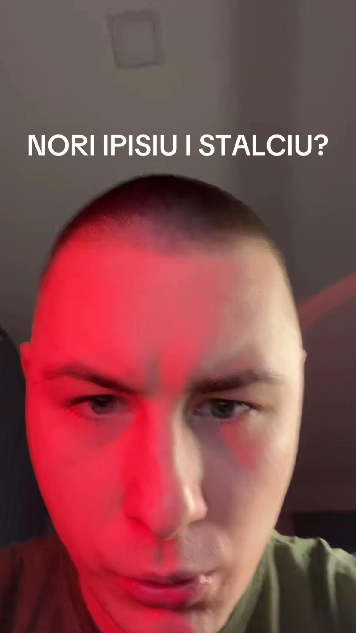 @Titulica