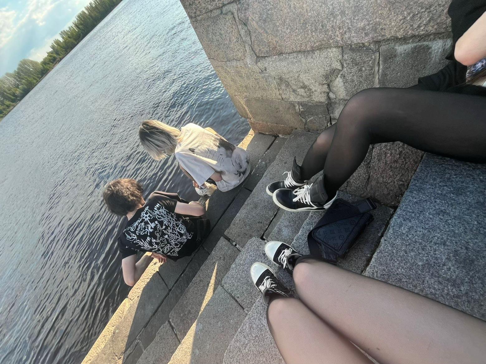 @blurredm1li3
