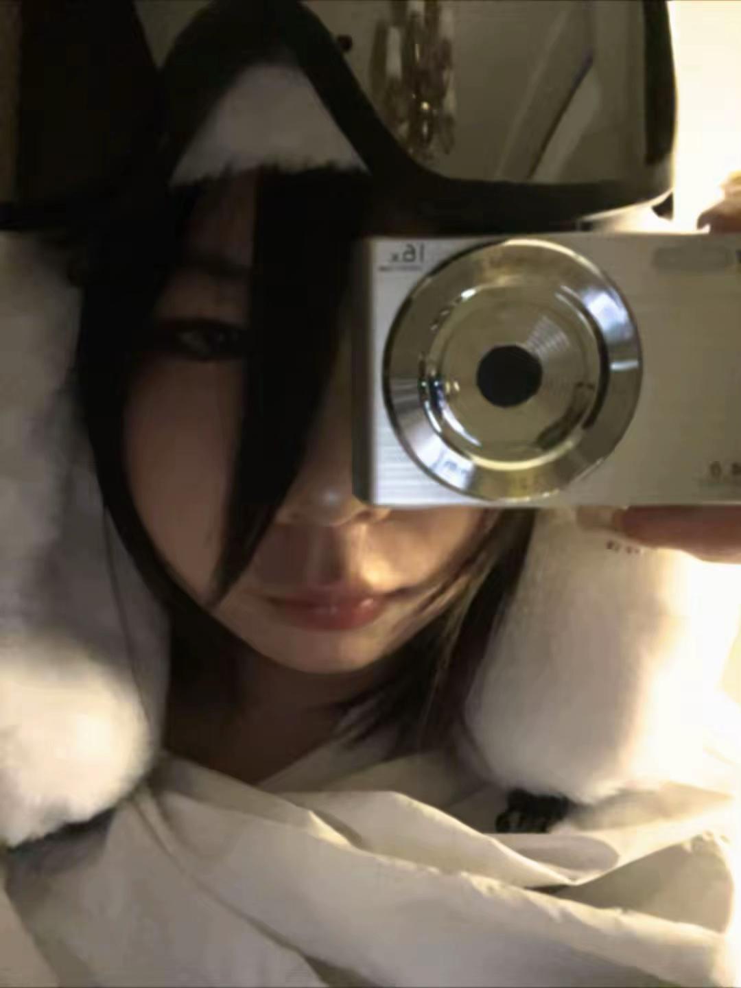 @Qiqi