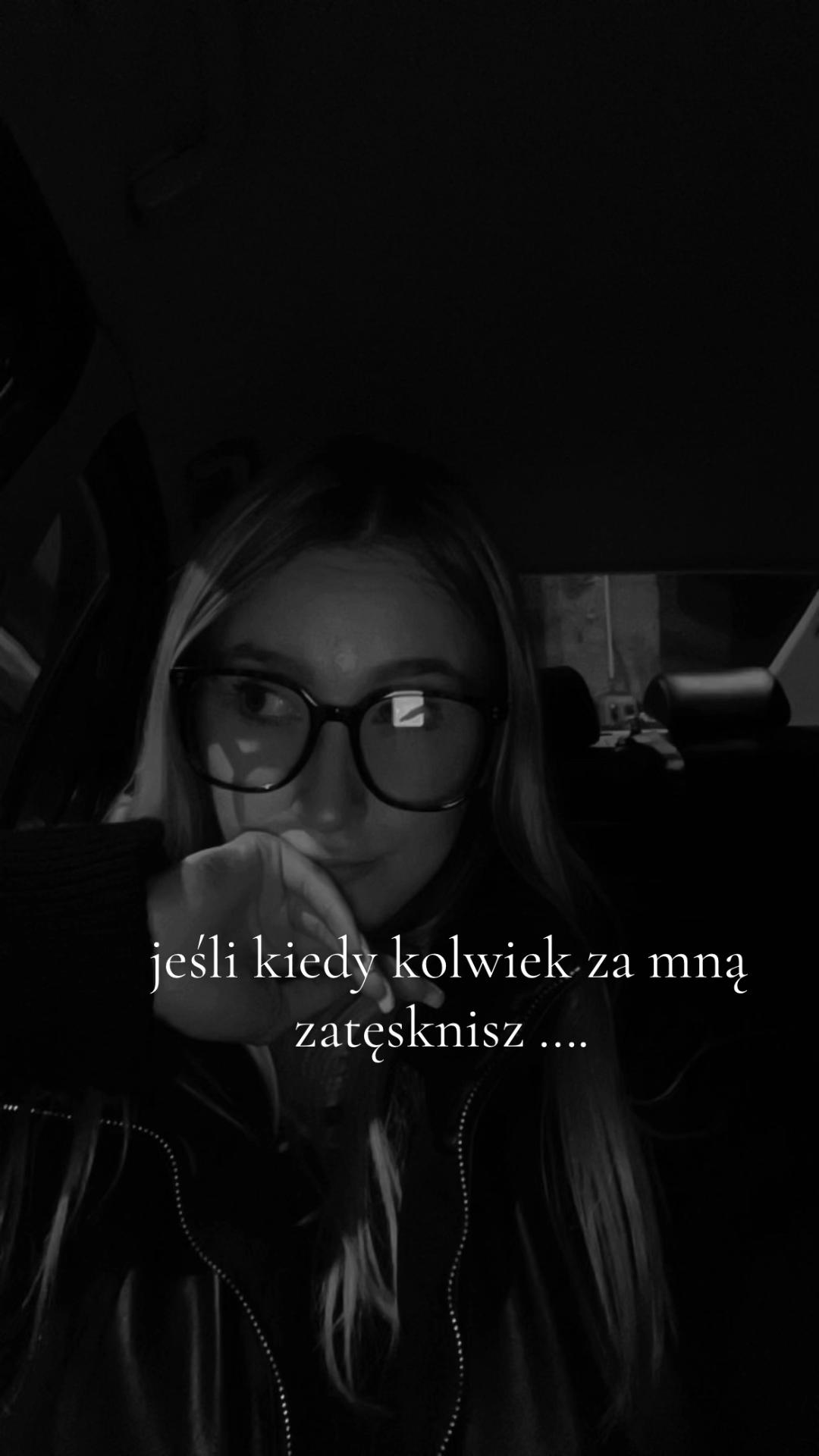 @juliaaa