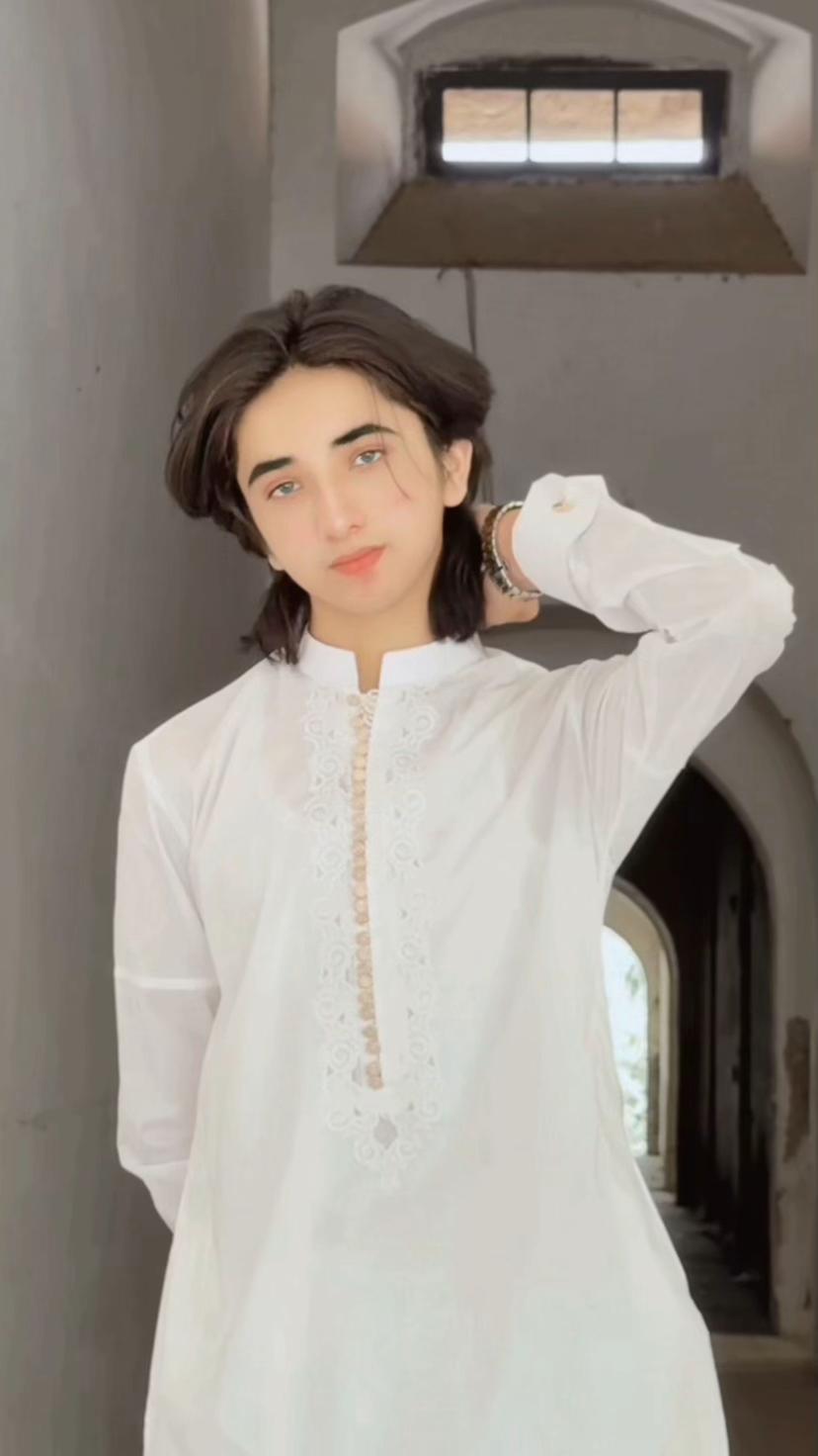 @SARDAR AHMAD 🦇