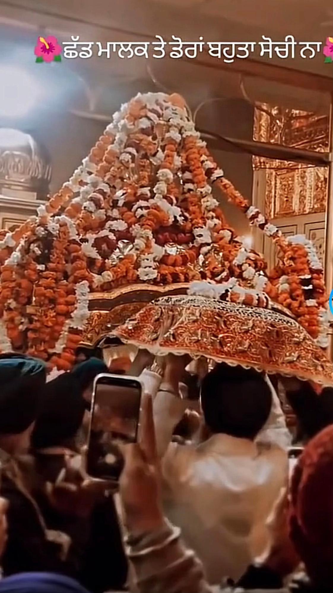 @Nik dhingra♠️