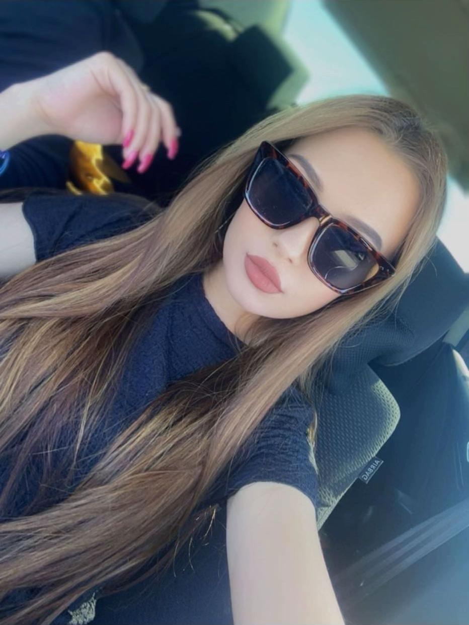 @Izabela🩷