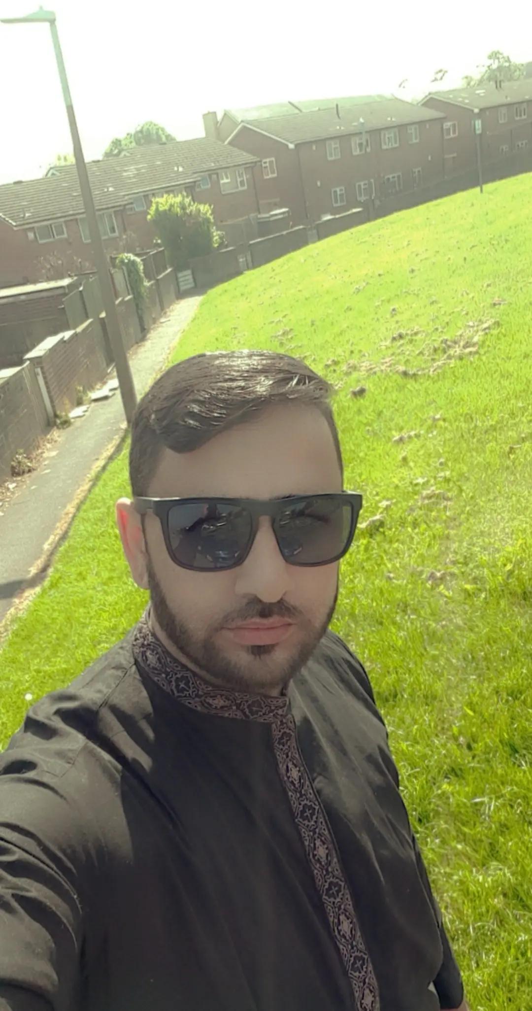 @SALEEM KIANI🇵🇰🏴󠁧󠁢󠁥󠁮󠁧󠁿